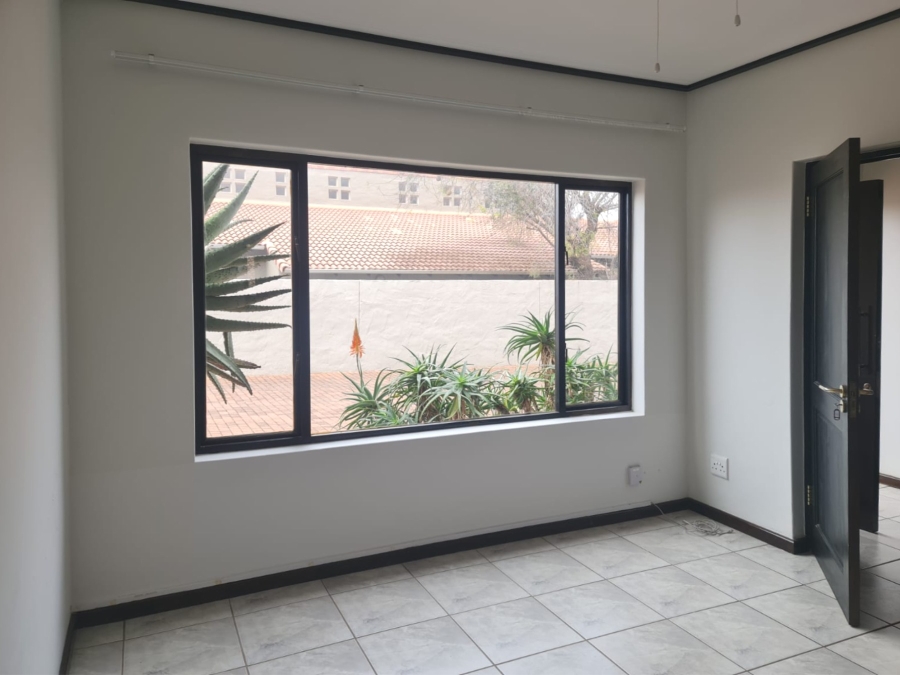 To Let 4 Bedroom Property for Rent in Xanadu Eco Park North West
